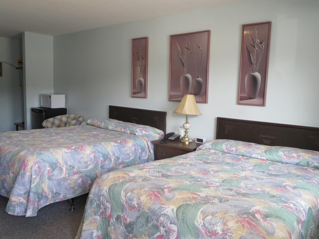 Round-Up Motel Clinton Dış mekan fotoğraf