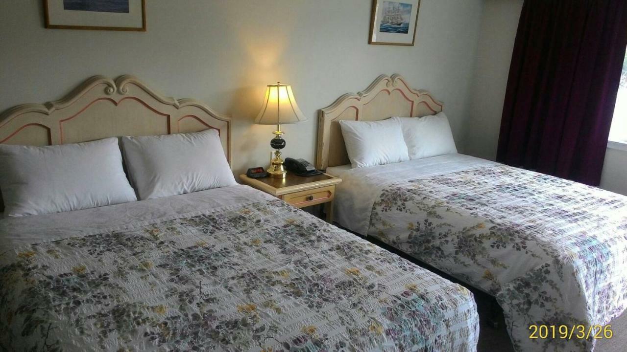 Round-Up Motel Clinton Dış mekan fotoğraf